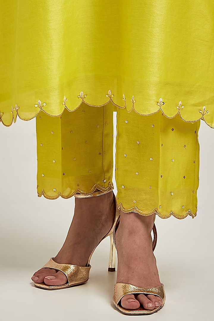 Lime Silk Chanderi Floral & Cutdana Embroidered Kurta Set by Anantaa By Roohi Trehan at Pernia's Pop Up Shop
