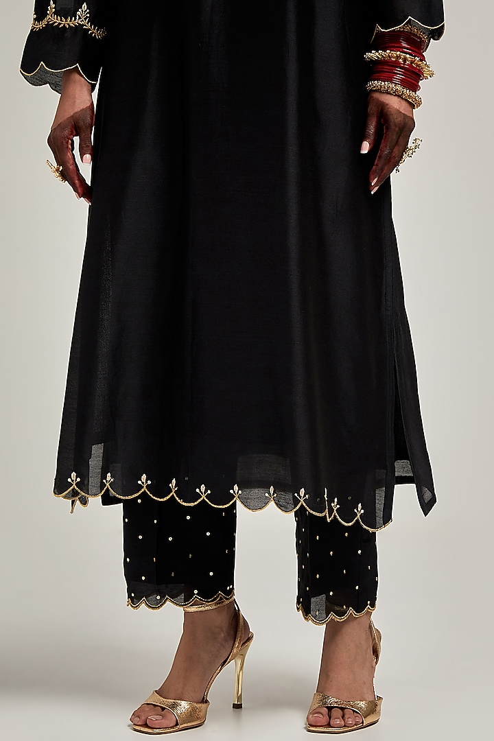 Black Silk Chanderi Floral & Cutdana Embroidered Kurta Set by Anantaa By Roohi Trehan at Pernia's Pop Up Shop
