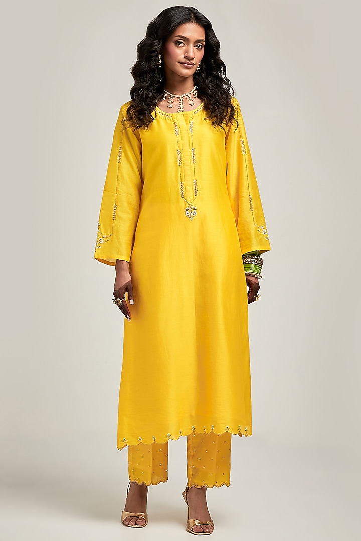 Yellow Silk Chanderi Sequin & Cutdana Embroidered Kurta Set by Anantaa By Roohi Trehan at Pernia's Pop Up Shop