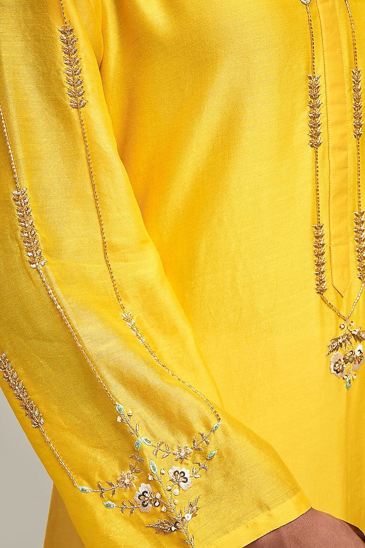 Yellow Silk Chanderi Sequin & Cutdana Embroidered Kurta Set by Anantaa By Roohi Trehan at Pernia's Pop Up Shop
