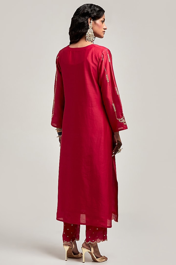 Red Silk Chanderi Sequin & Cutdana Embroidered Kurta Set by Anantaa By Roohi Trehan at Pernia's Pop Up Shop
