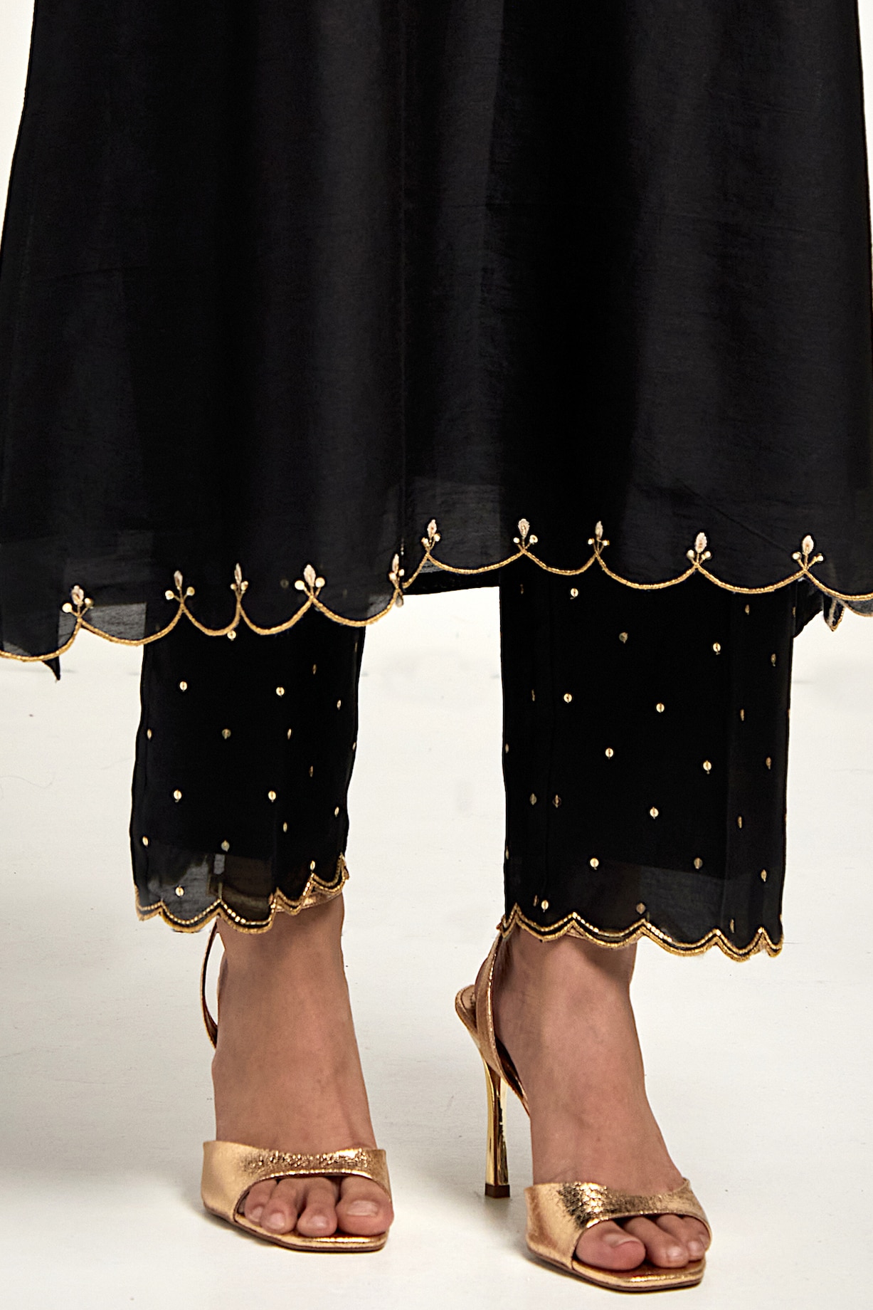 Black Silk Chanderi Sequin & Cutdana Embroidered Kurta Set by Anantaa