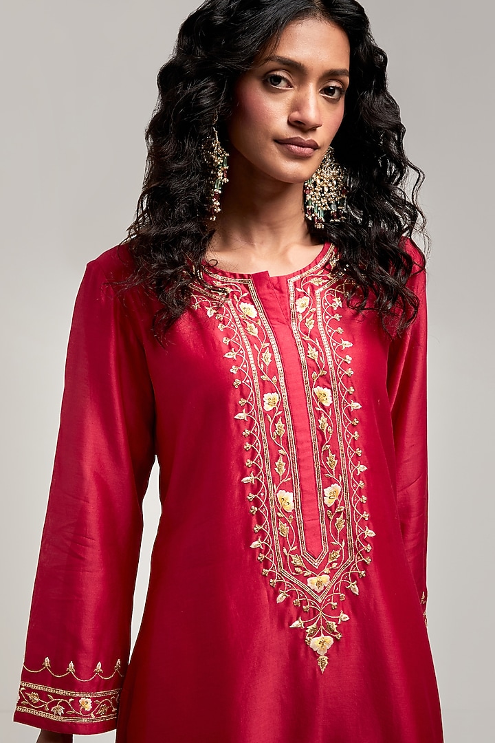 Red Silk Chanderi Zari & Resham Embroidered Kurta Set by Anantaa By Roohi Trehan at Pernia's Pop Up Shop