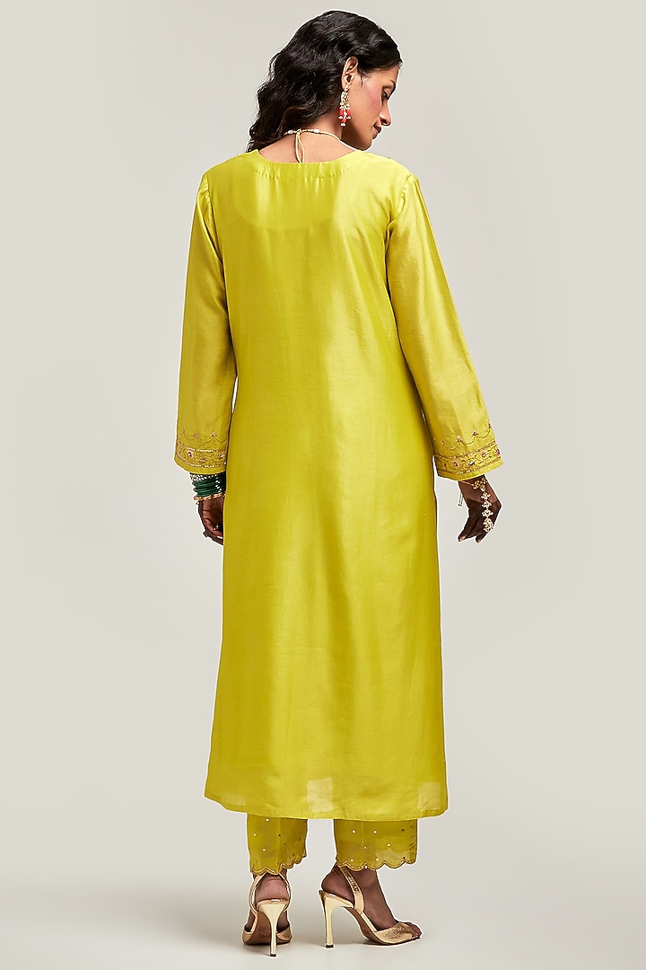 Lime Silk Chanderi Zari & Resham Embroidered Kurta Set by Anantaa By Roohi Trehan at Pernia's Pop Up Shop