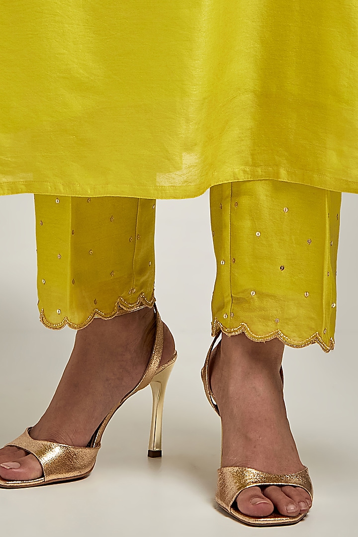 Lime Silk Chanderi Zari & Resham Embroidered Kurta Set by Anantaa By Roohi Trehan at Pernia's Pop Up Shop