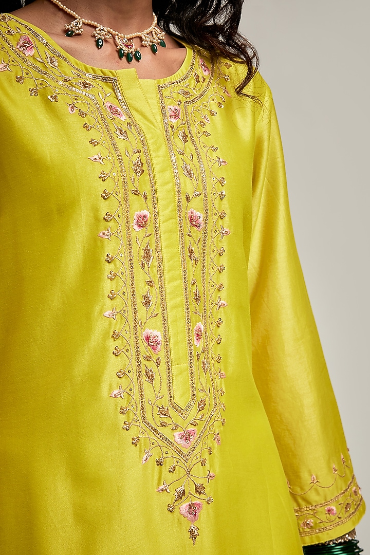 Lime Silk Chanderi Zari & Resham Embroidered Kurta Set by Anantaa By Roohi Trehan at Pernia's Pop Up Shop