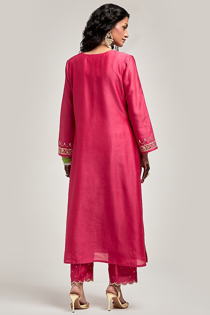 Fuchsia Silk Chanderi Zari & Resham Embroidered Kurta Set by Anantaa By Roohi Trehan at Pernia's Pop Up Shop