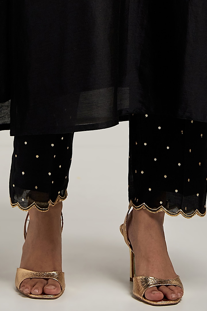 Black Silk Chanderi Zari & Resham Embroidered Kurta Set by Anantaa By Roohi Trehan at Pernia's Pop Up Shop