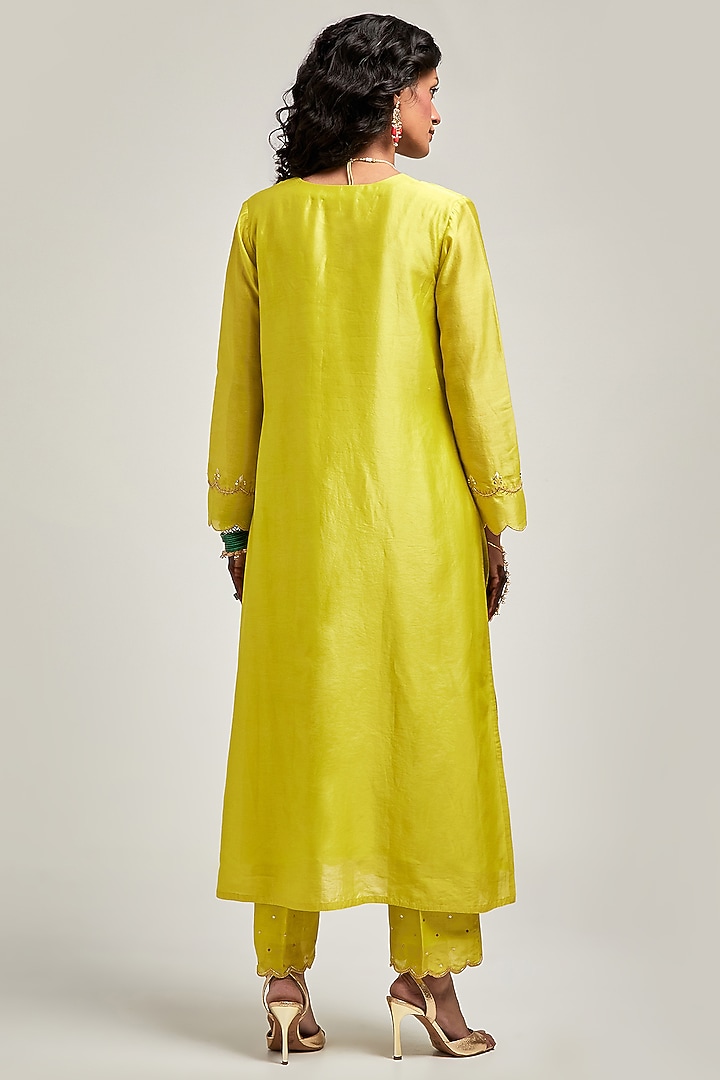 Lime Silk Chanderi Floral Embroidered Kurta Set by Anantaa By Roohi Trehan at Pernia's Pop Up Shop