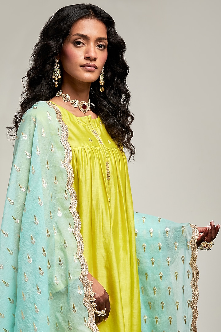 Lime Silk Chanderi Sequins Embroidered Short Kurta Set by Anantaa By Roohi Trehan at Pernia's Pop Up Shop