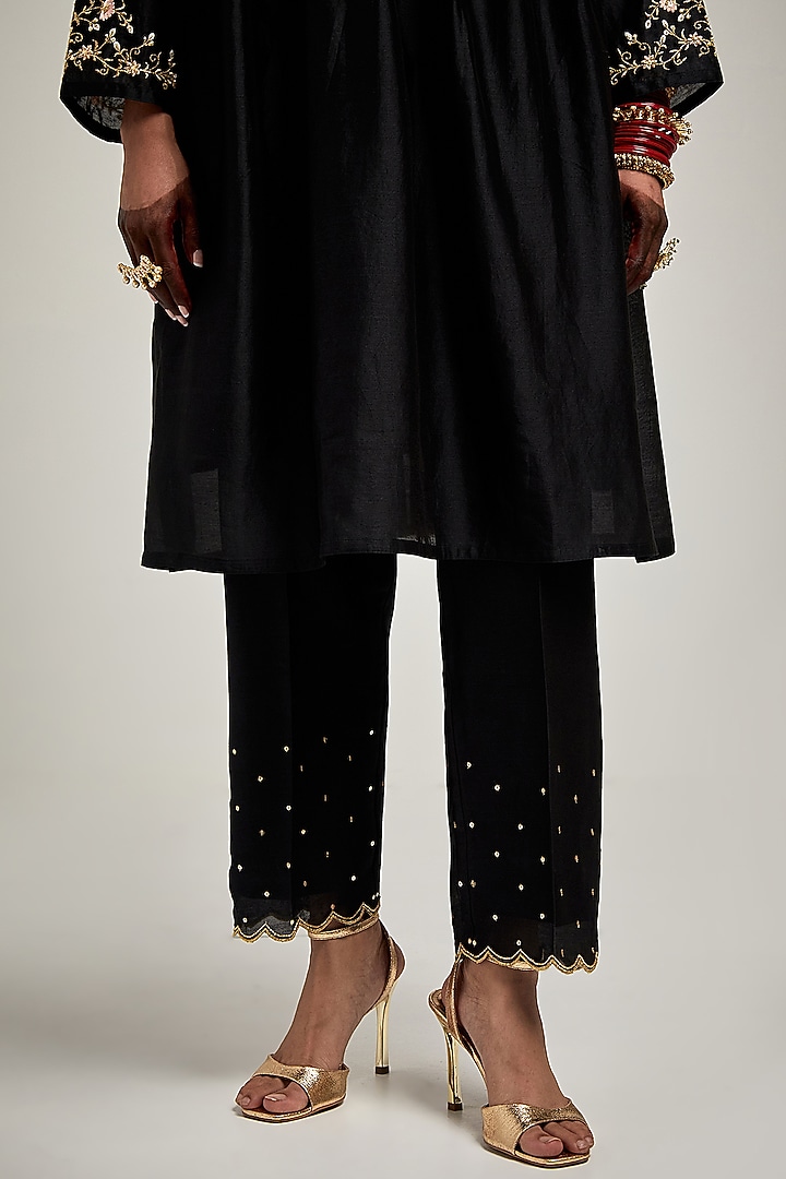 Black Silk Chanderi Sequins Embroidered Short Kurta Set by Anantaa By Roohi Trehan at Pernia's Pop Up Shop