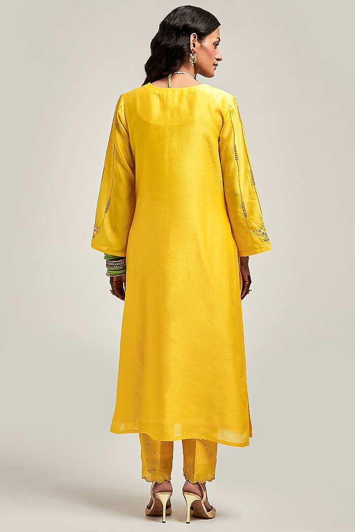 Yellow Silk Chanderi Sequins Embroidered Kurta Set by Anantaa By Roohi Trehan at Pernia's Pop Up Shop