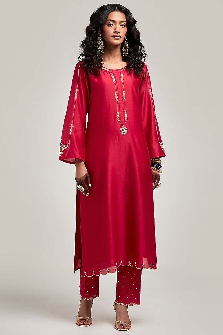 Red Silk Chanderi Sequins Embroidered Kurta Set by Anantaa By Roohi Trehan at Pernia's Pop Up Shop