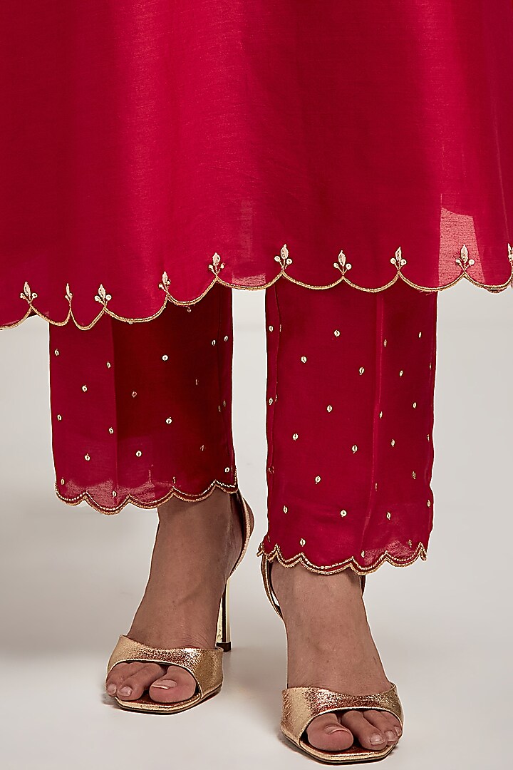 Red Silk Chanderi Sequins Embroidered Kurta Set by Anantaa By Roohi Trehan at Pernia's Pop Up Shop