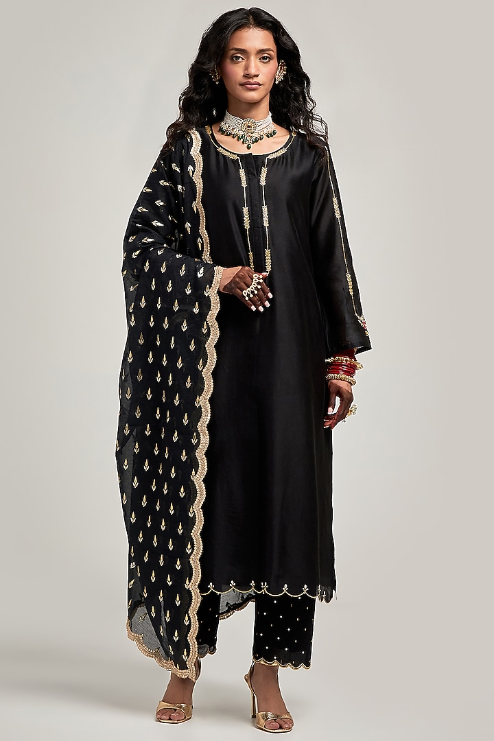Black Silk Chanderi Sequins Embroidered Kurta Set by Anantaa By Roohi Trehan at Pernia's Pop Up Shop