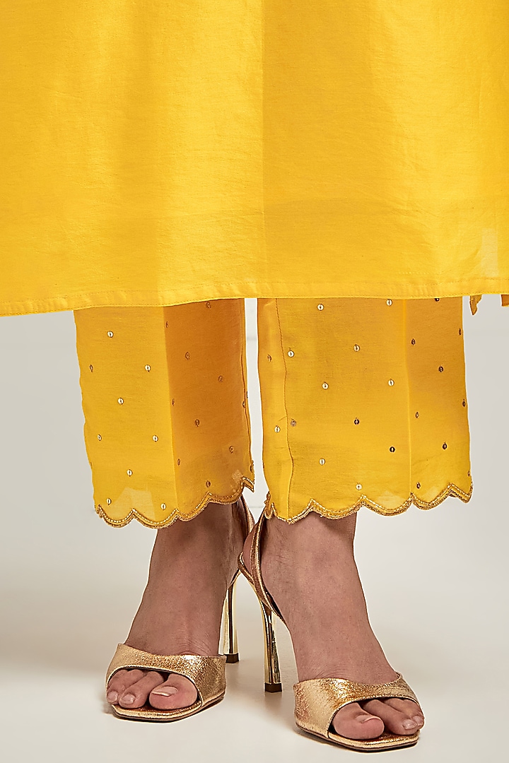 Yellow Silk Chanderi Sequins Embroidered Kurta Set by Anantaa By Roohi Trehan at Pernia's Pop Up Shop