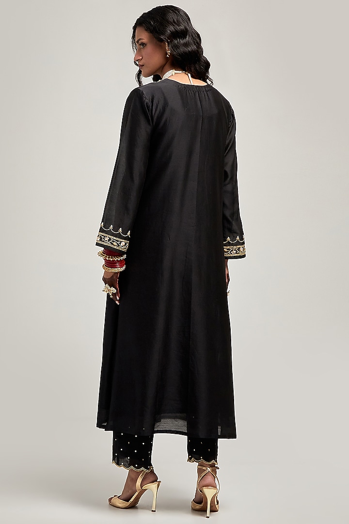 Black Silk Chanderi Sequins Embroidered Kurta Set by Anantaa By Roohi Trehan at Pernia's Pop Up Shop