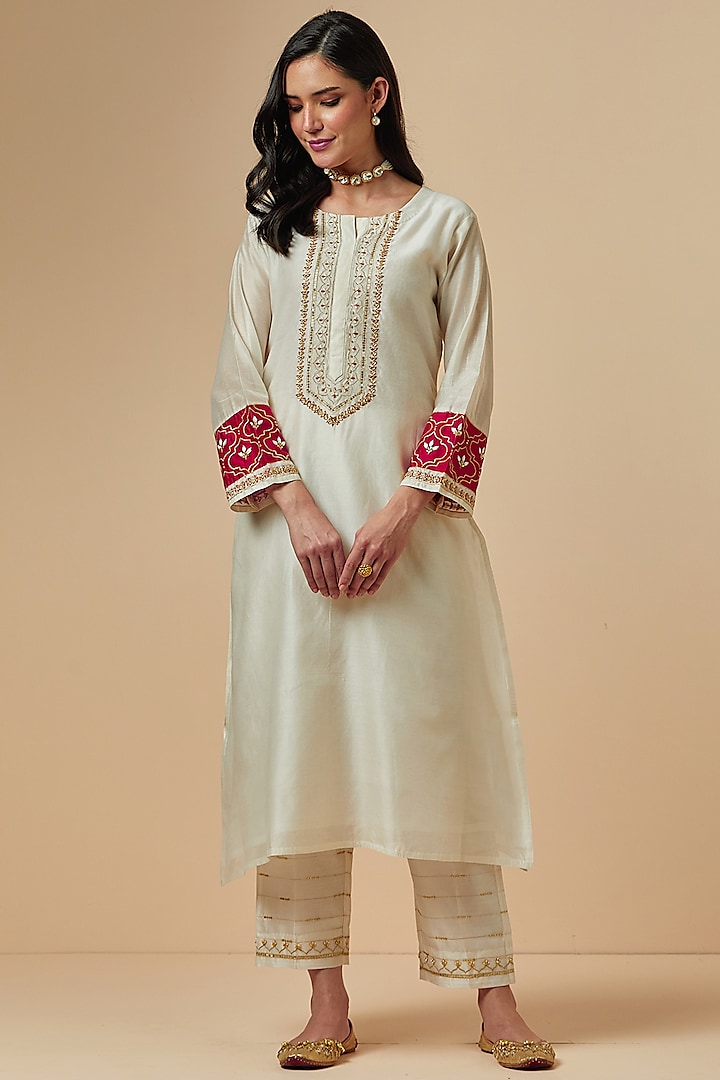 Off- White Hand Embroidered A-line Kurta by Anantaa By Roohi Trehan