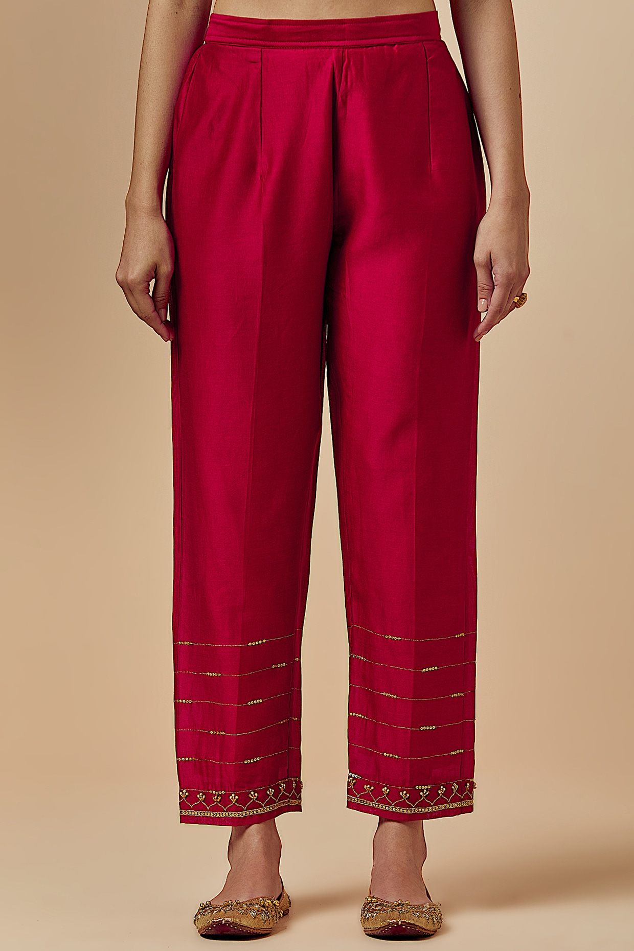 Red Pleated Palazzo Pants Design by First Resort by Ramola Bachchan at  Pernia's Pop Up Shop 2024