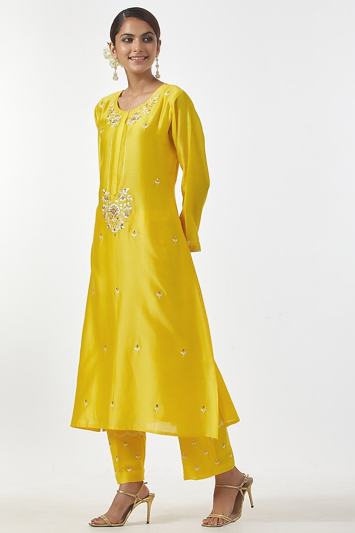 Yellow Embroidered Palazzo Pants by Anantaa By Roohi Trehan at Pernia's Pop Up Shop
