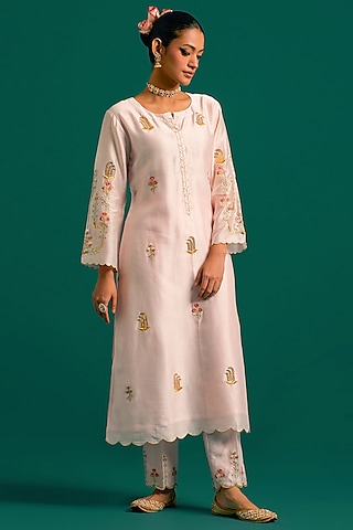 Light Pink Silk Chanderi Hand Embroidered Kurta Set by Anantaa By Roohi Trehan