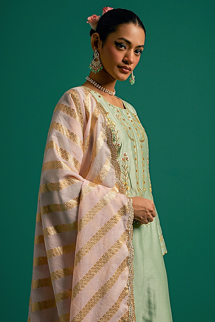 Green Silk Chanderi Hand Embroidered Kurta Set by Anantaa By Roohi Trehan at Pernia's Pop Up Shop