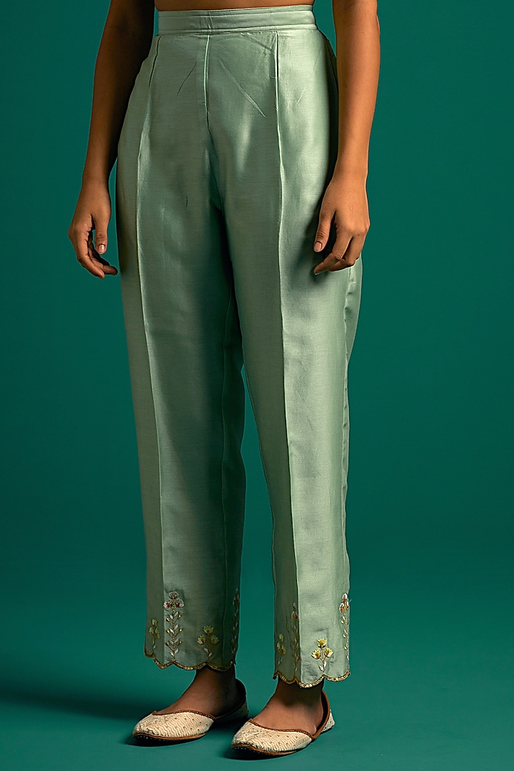 Green Silk Chanderi Hand Embroidered Kurta Set by Anantaa By Roohi Trehan at Pernia's Pop Up Shop