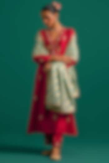 Red Silk Chanderi Hand Embroidered Kurta Set by Anantaa By Roohi Trehan at Pernia's Pop Up Shop