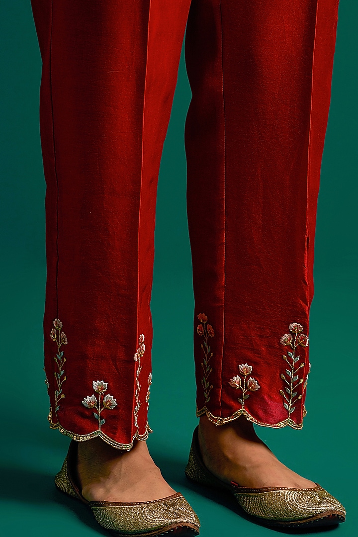 Red Silk Chanderi Hand Embroidered Kurta Set by Anantaa By Roohi Trehan at Pernia's Pop Up Shop