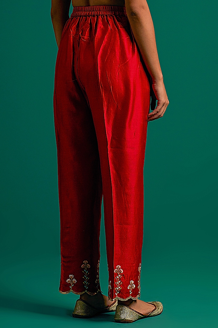 Red Silk Chanderi Hand Embroidered Kurta Set by Anantaa By Roohi Trehan at Pernia's Pop Up Shop