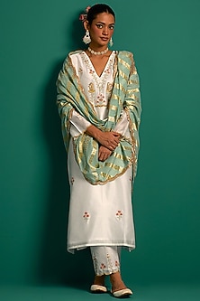 product-color-White
