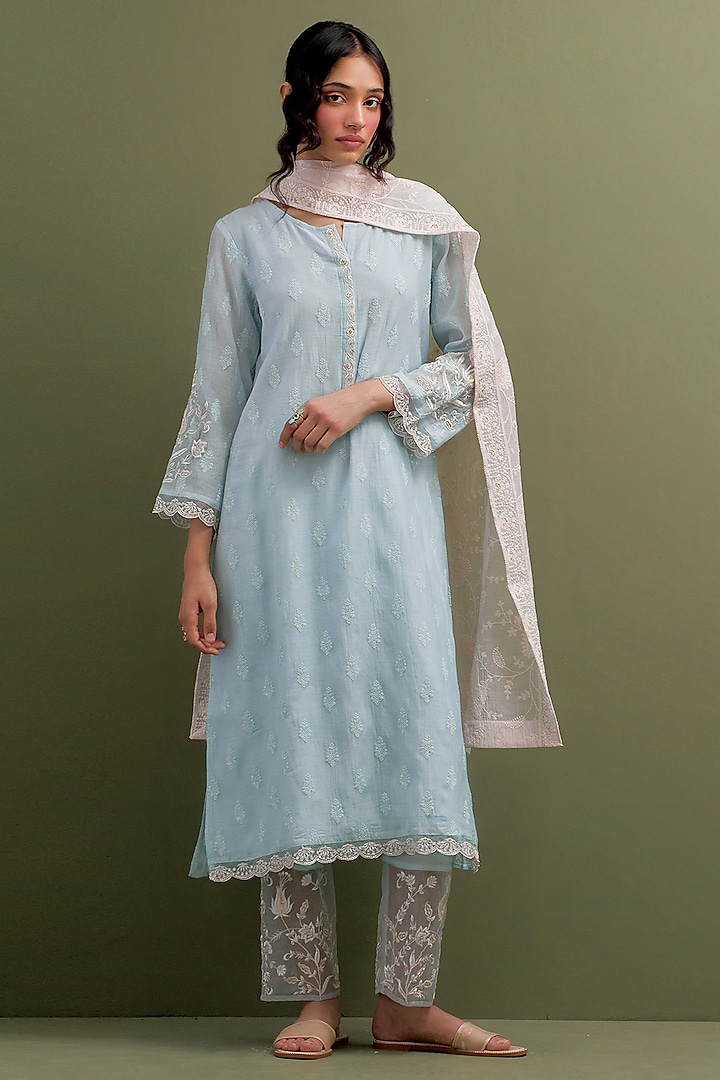 Blue Mul Chanderi Thread Hand Embroidered Kurta Set by Anantaa By Roohi Trehan at Pernia's Pop Up Shop