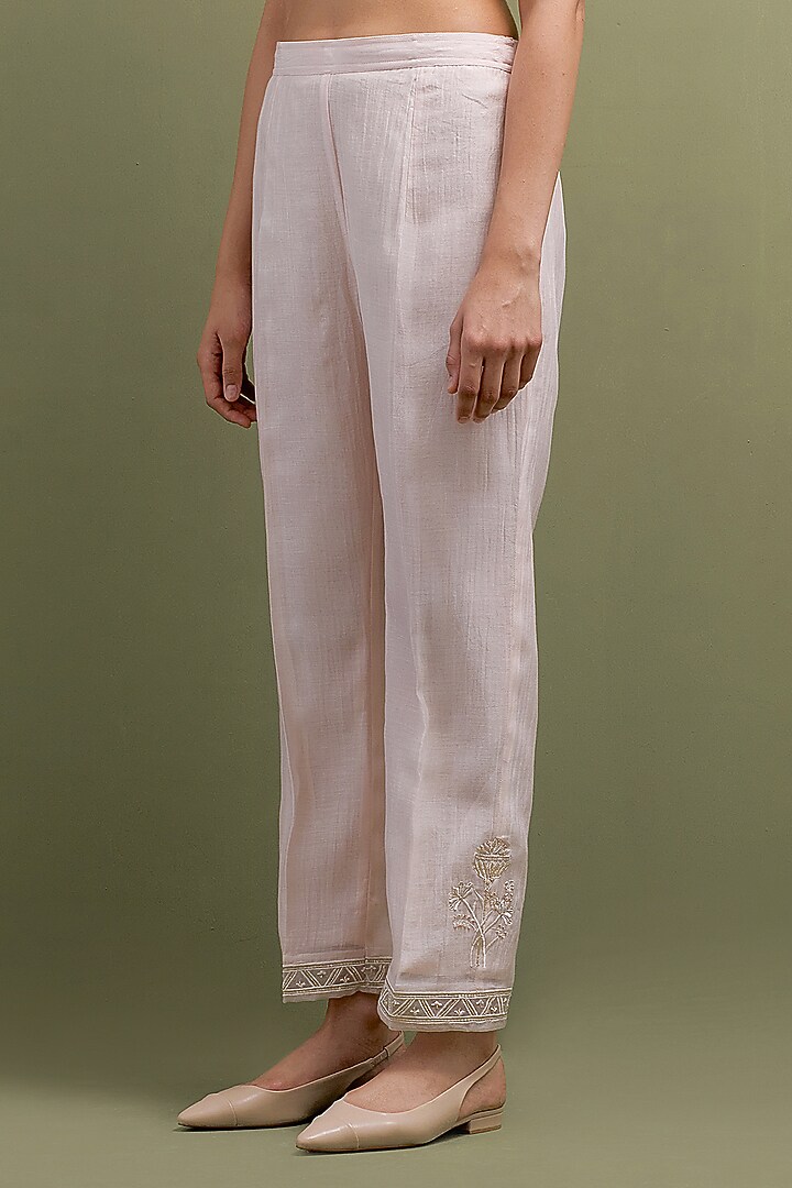 Pink Mul Chanderi Thread Hand Embroidered Gathered Kurta Set by Anantaa By Roohi Trehan at Pernia's Pop Up Shop