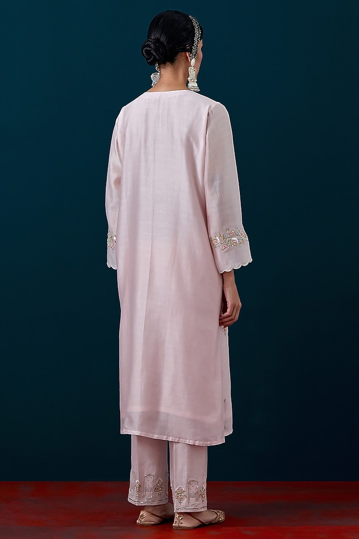 Pink Silk Chanderi Zari & Sequin Hand Embroidered Kurta Set by Anantaa By Roohi Trehan at Pernia's Pop Up Shop