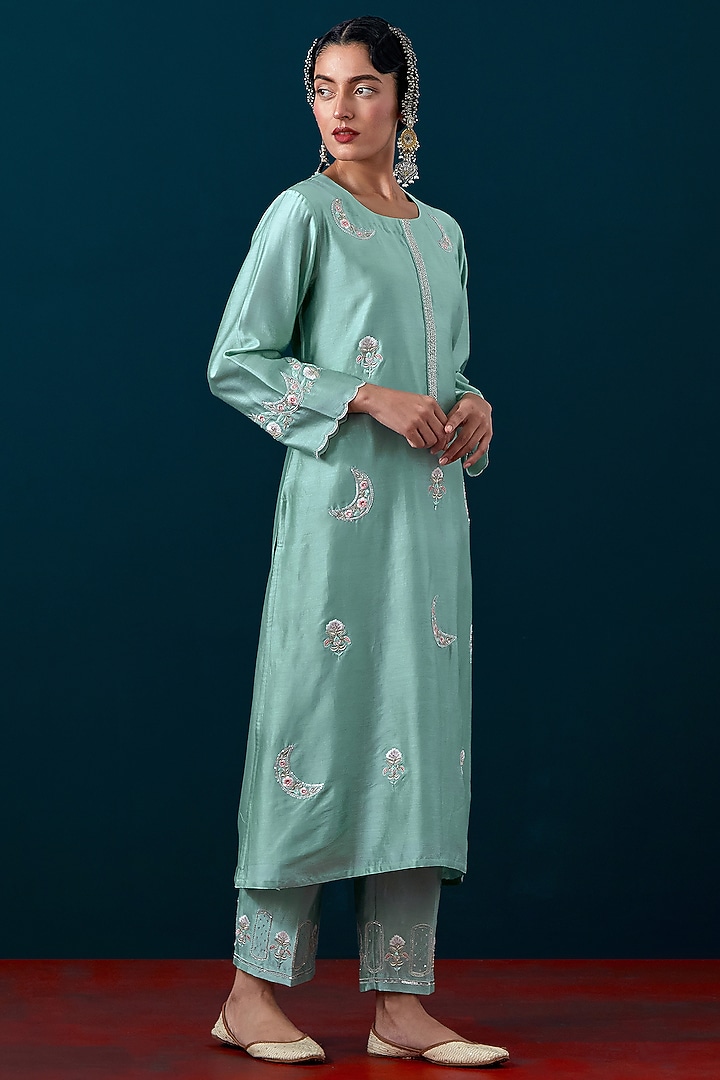 Dull Blue Silk Chanderi Zari & Sequin Hand Embroidered Kurta Set by Anantaa By Roohi Trehan at Pernia's Pop Up Shop