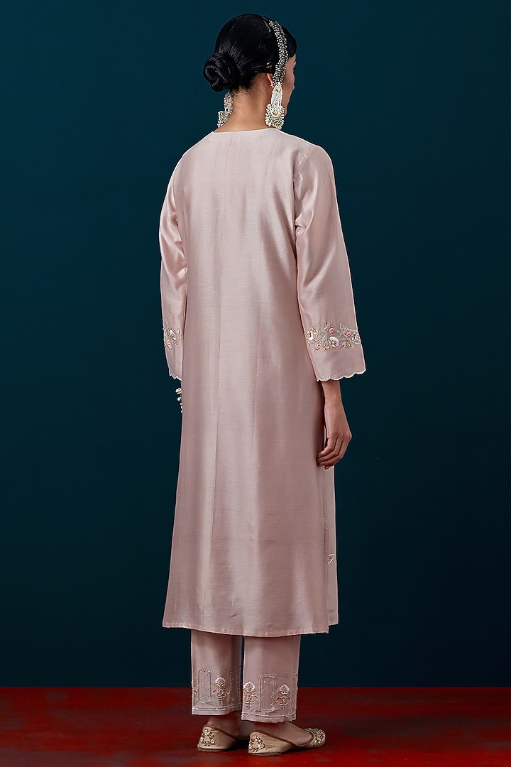 Old Rose Silk Chanderi Zari & Sequin Hand Embroidered Kurta Set by Anantaa By Roohi Trehan at Pernia's Pop Up Shop