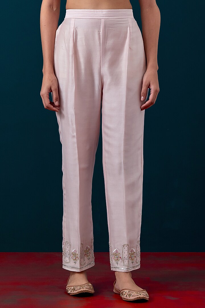 Pink Silk Chanderi Floral Embroidered Kurta Set by Anantaa By Roohi Trehan at Pernia's Pop Up Shop