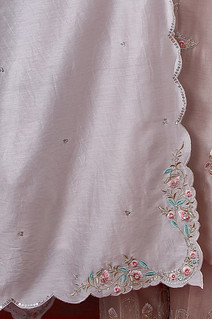 Light Pink Silk Chanderi Floral Scalloped Embroidered Dupatta by Anantaa By Roohi Trehan at Pernia's Pop Up Shop