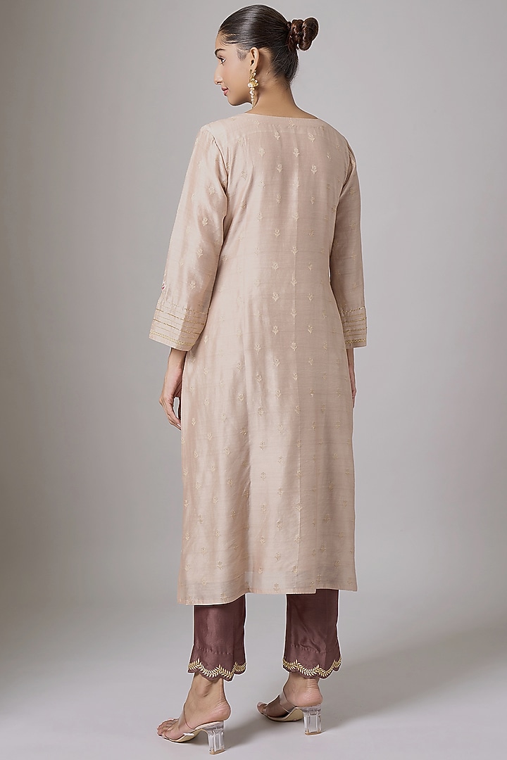 Brown Silk Chanderi Sequins Embroidered Kurta Set by Anantaa By Roohi Trehan at Pernia's Pop Up Shop