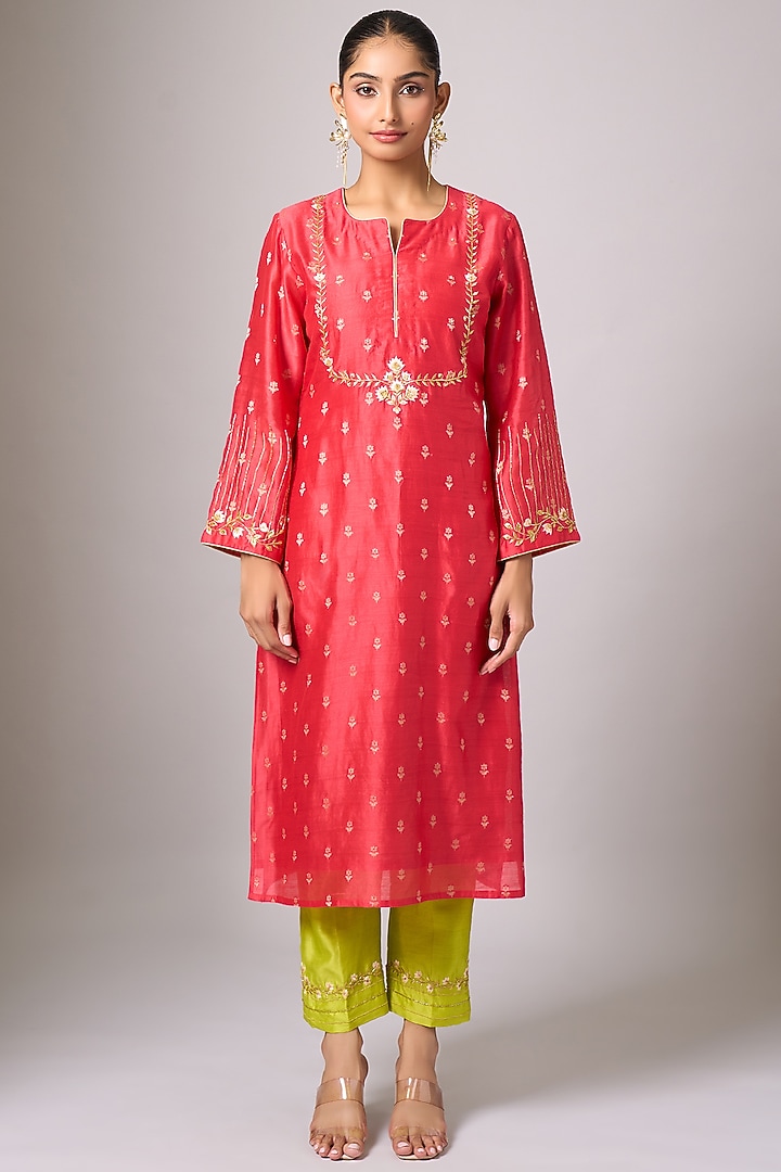 Red Silk Chanderi Sequins Embroidered Kurta Set by Anantaa By Roohi Trehan at Pernia's Pop Up Shop