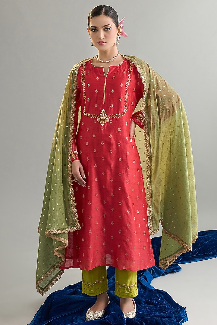 Red Silk Chanderi Sequins Embroidered Kurta Set by Anantaa By Roohi Trehan at Pernia's Pop Up Shop