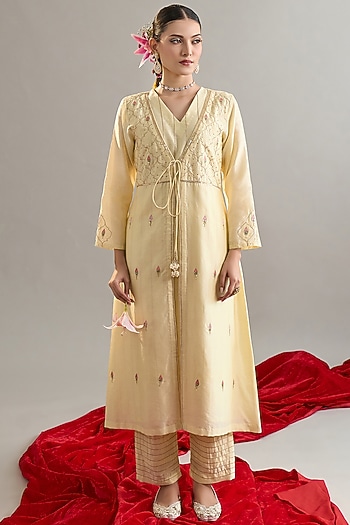 Light Yellow Silk Chanderi Cutdana Embroidered Kurta Set by Anantaa By Roohi Trehan at Pernia's Pop Up Shop