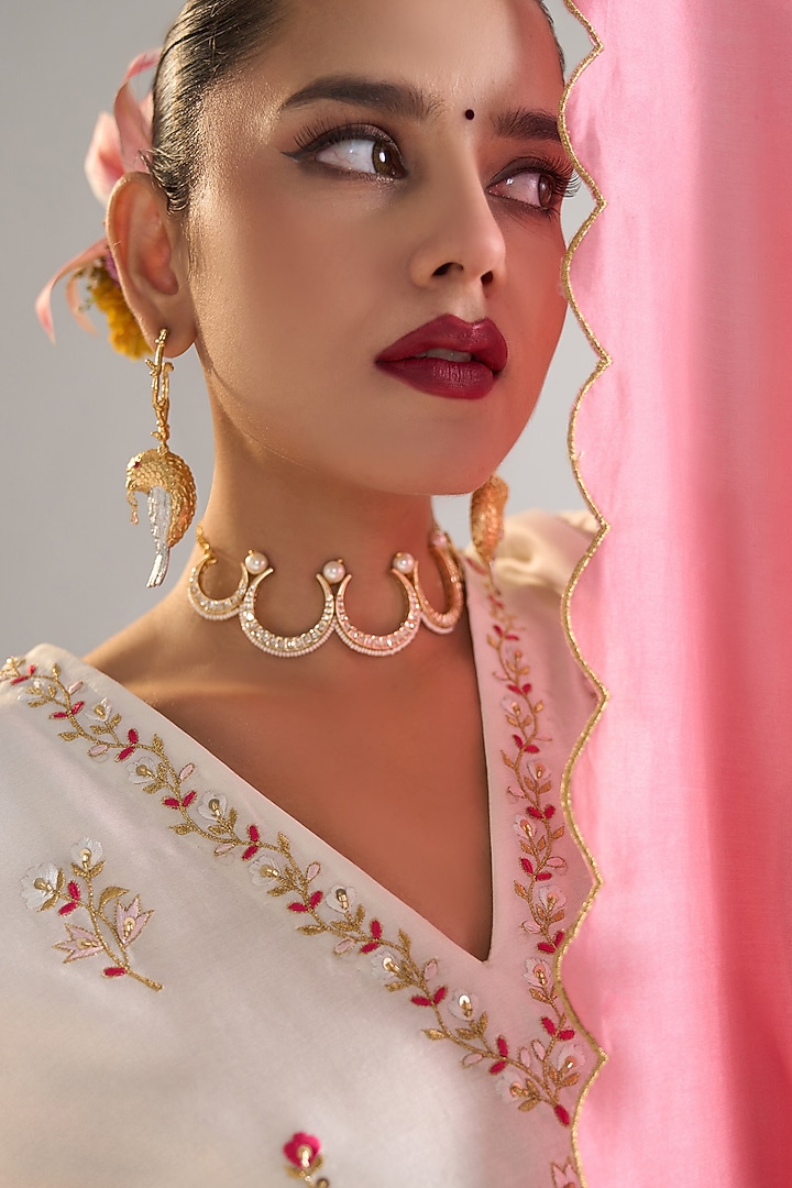 Off-White Silk Chanderi Sequins Embroidered Kurta Set by Anantaa By Roohi Trehan at Pernia's Pop Up Shop