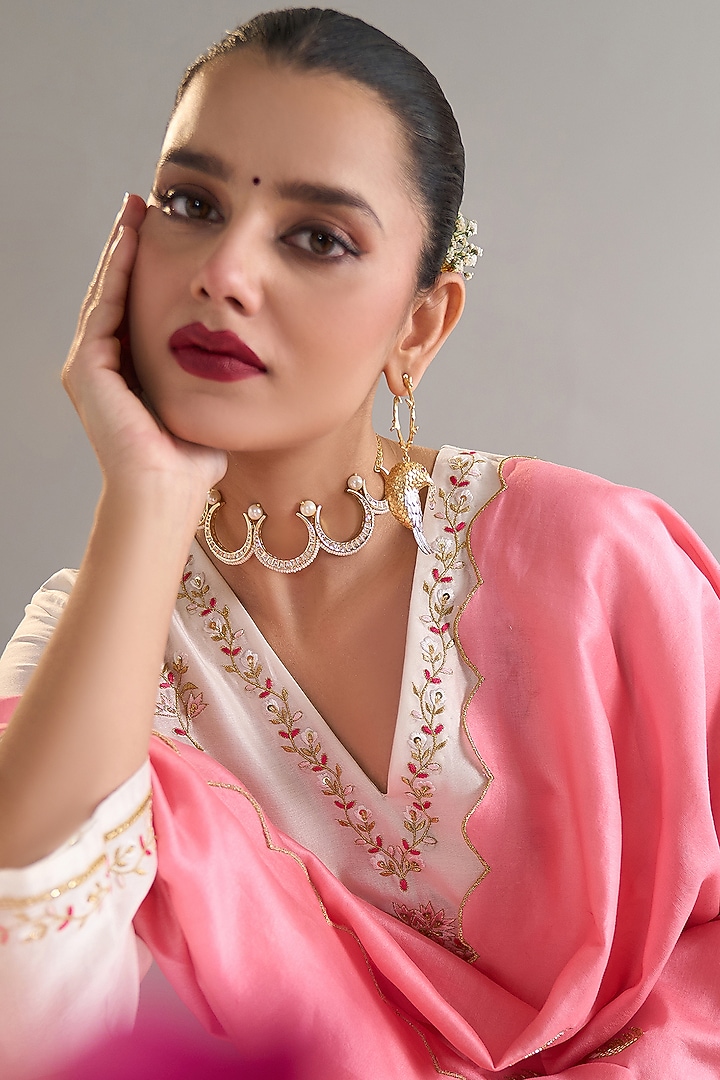 Off-White Silk Chanderi Sequins Embroidered Kurta Set by Anantaa By Roohi Trehan at Pernia's Pop Up Shop
