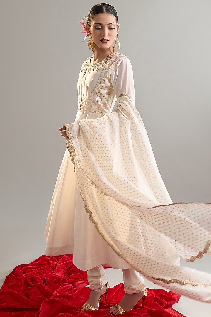 Off-White Silk Chanderi Sequins Embroidered Party Wear Anarkali Set by Anantaa By Roohi Trehan at Pernia's Pop Up Shop