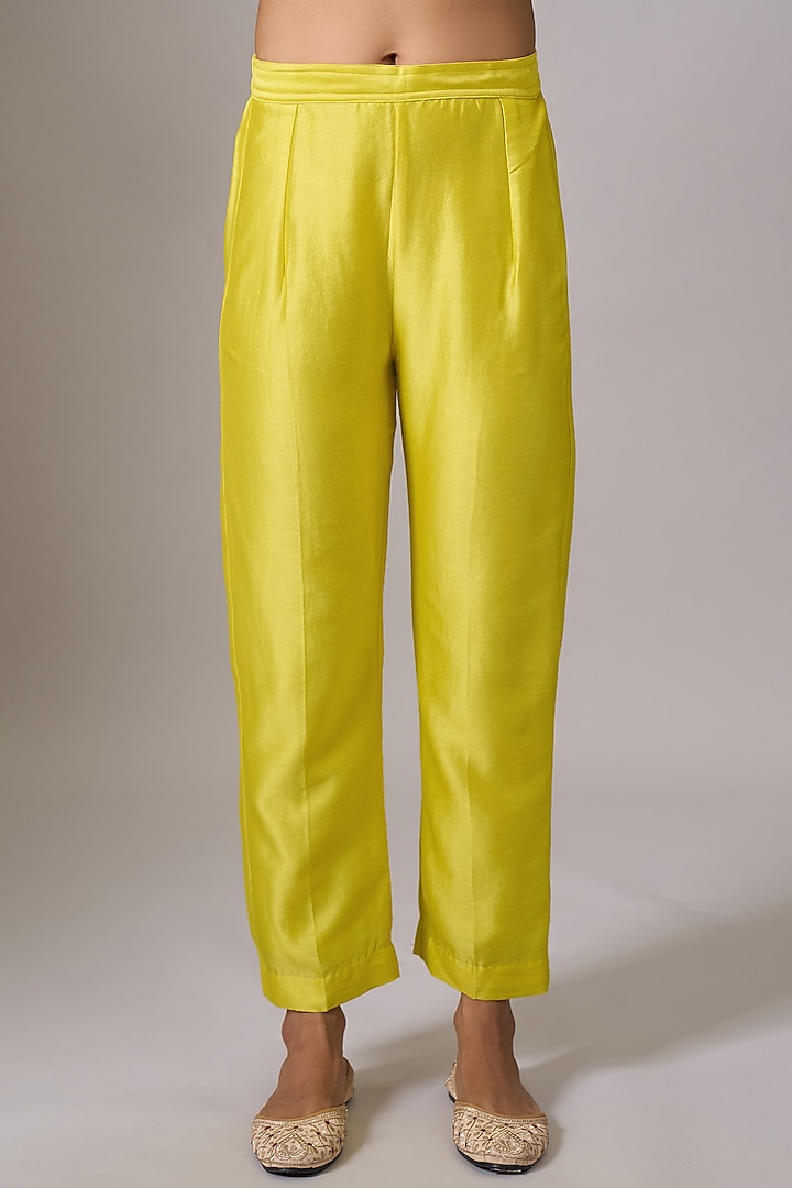 Yellow Silk Chanderi Sequins Embroidered Kaftan Set by Anantaa By Roohi Trehan at Pernia's Pop Up Shop