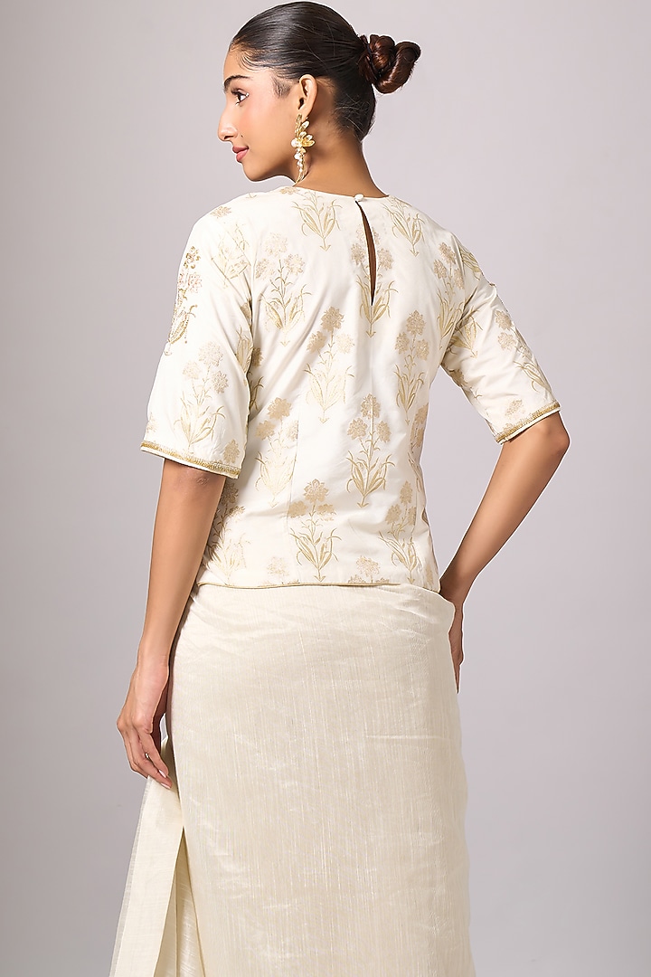 Off-White Banarasi Sequins Embroidered Blouse by Anantaa By Roohi Trehan at Pernia's Pop Up Shop