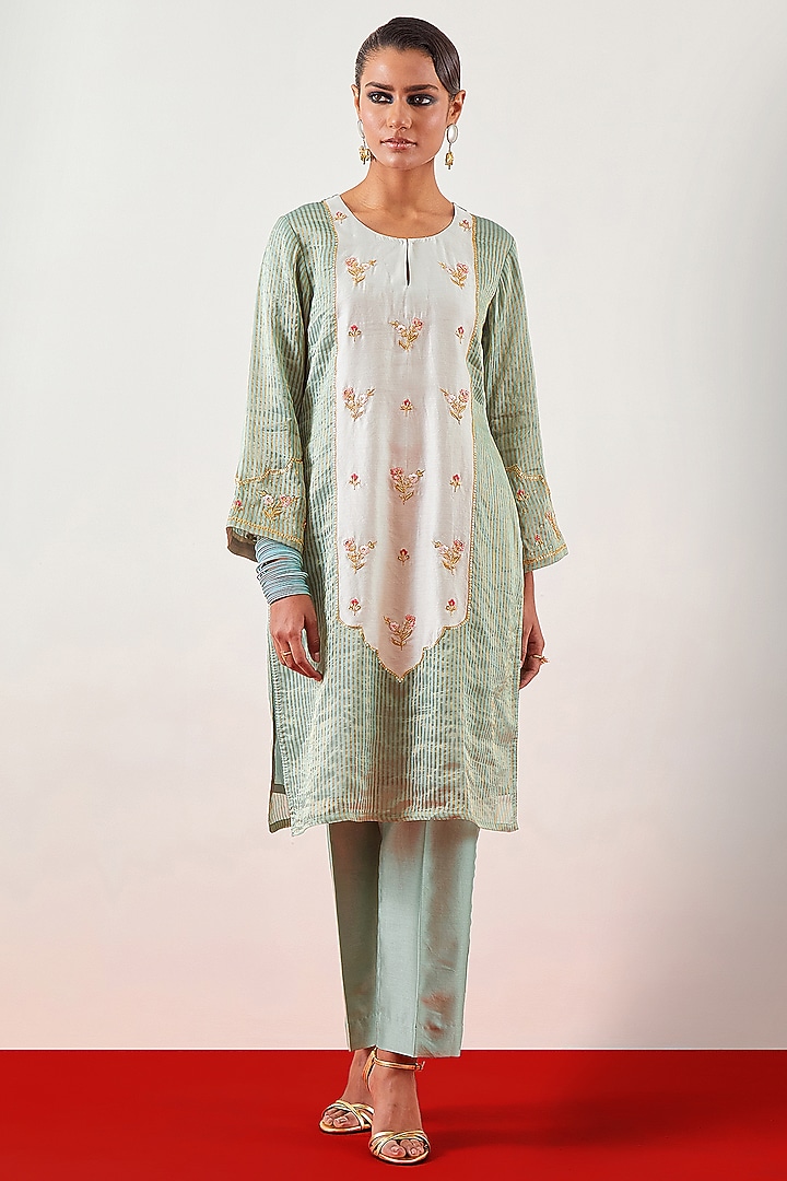 Green & Gold Chanderi Tissue Sequin Embroidered Kurta Set by Anantaa By Roohi Trehan at Pernia's Pop Up Shop