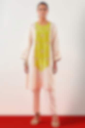 Off-White & Gold Chanderi Tissue Sequin Embroidered Kurta Set by Anantaa By Roohi Trehan at Pernia's Pop Up Shop
