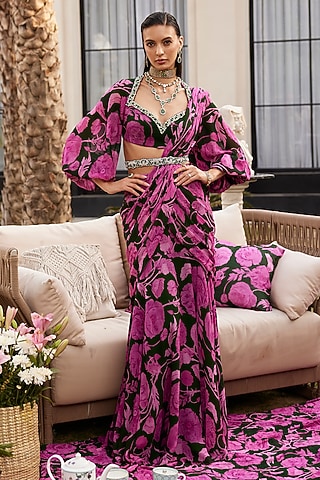 Emerald Green & Fuchsia Georgette Printed Draped Saree Set by ANUSHKAA BAJAJ